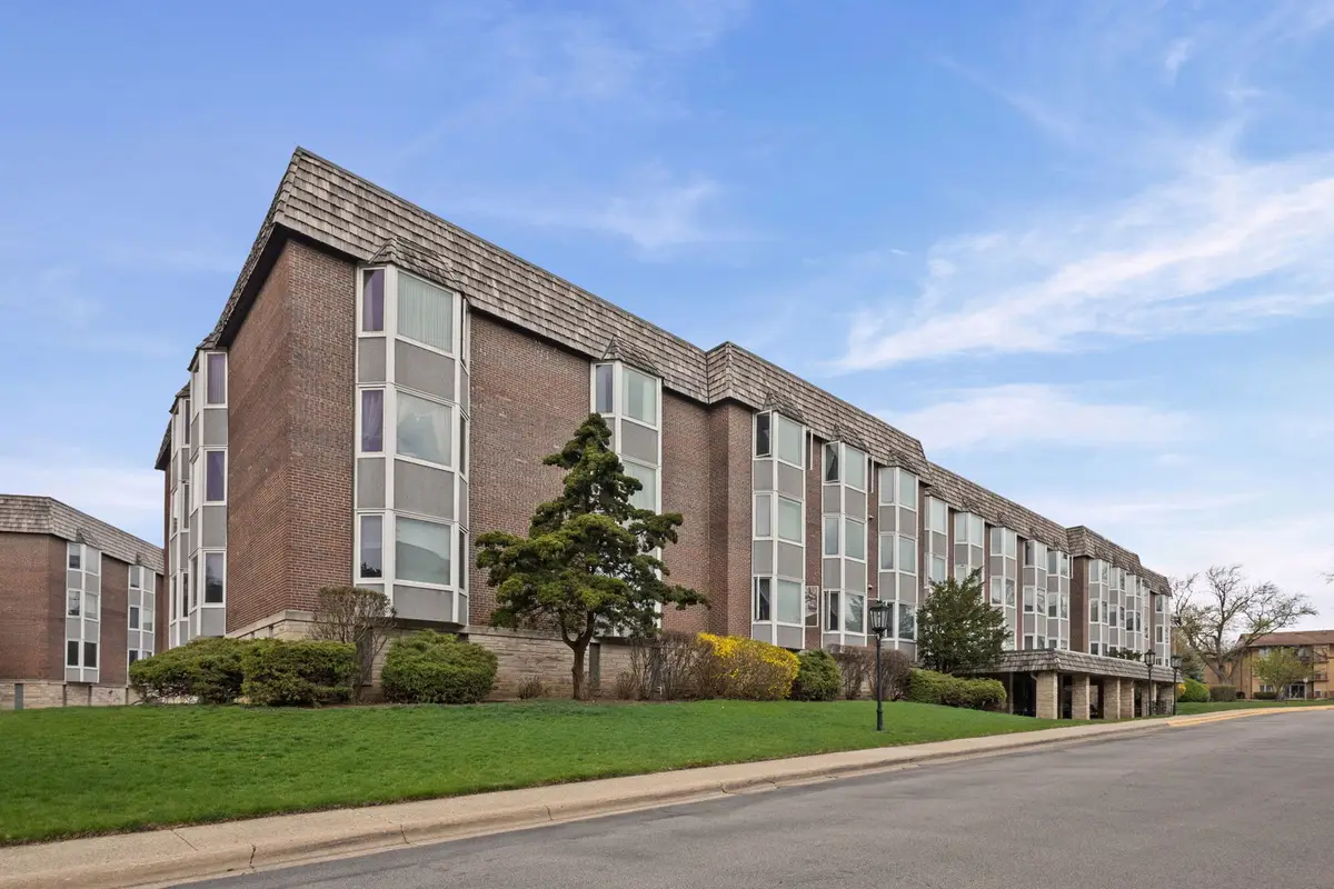 400 Ascot Drive #2L, Park Ridge, IL 60068 - #1