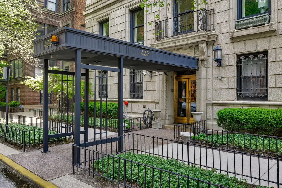 Address Withheld By Seller, Chicago, IL 60657 - #2