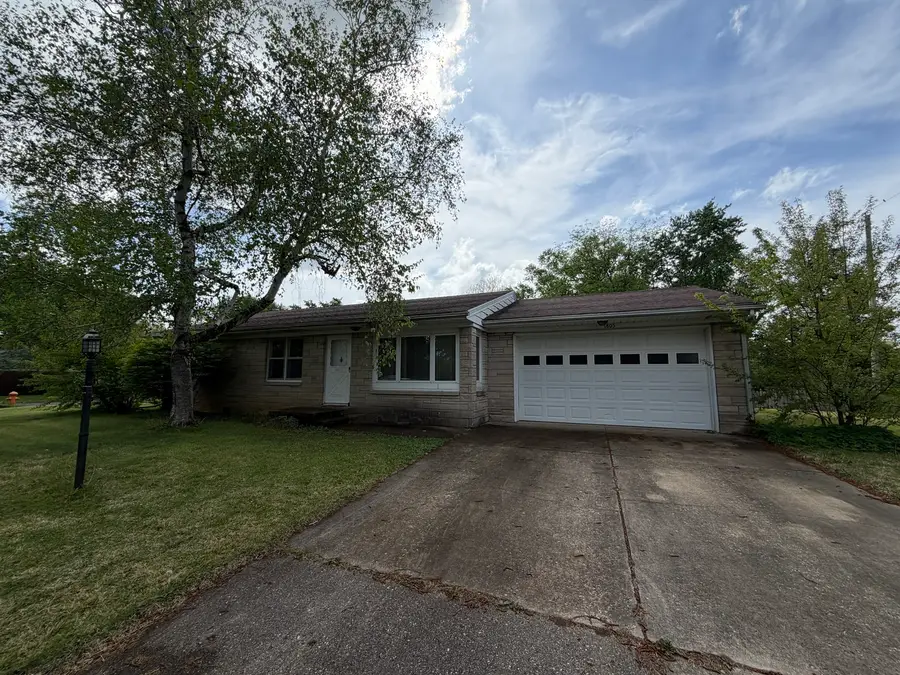 1805 Peach Street, Champaign, IL 61820 - #2