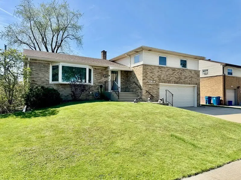 1650 Charleston Court, Melrose Park, IL 60160 - #2