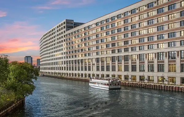 900 N Kingsbury Street #1105, Chicago, IL 60610