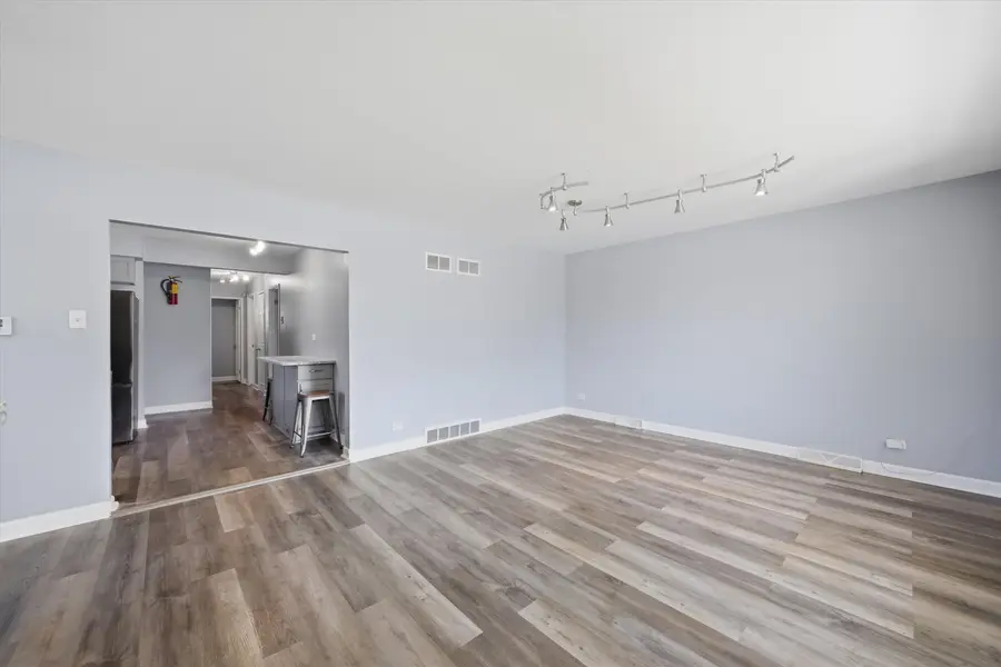 480 E 163rd Street, South Holland, IL 60473 - #3