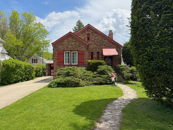 441 S Princeton Avenue, Villa Park, IL 60181