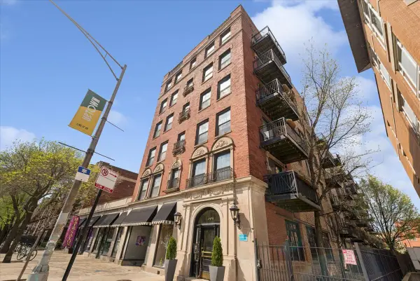 4144 N Sheridan Road #109, Chicago, IL 60613