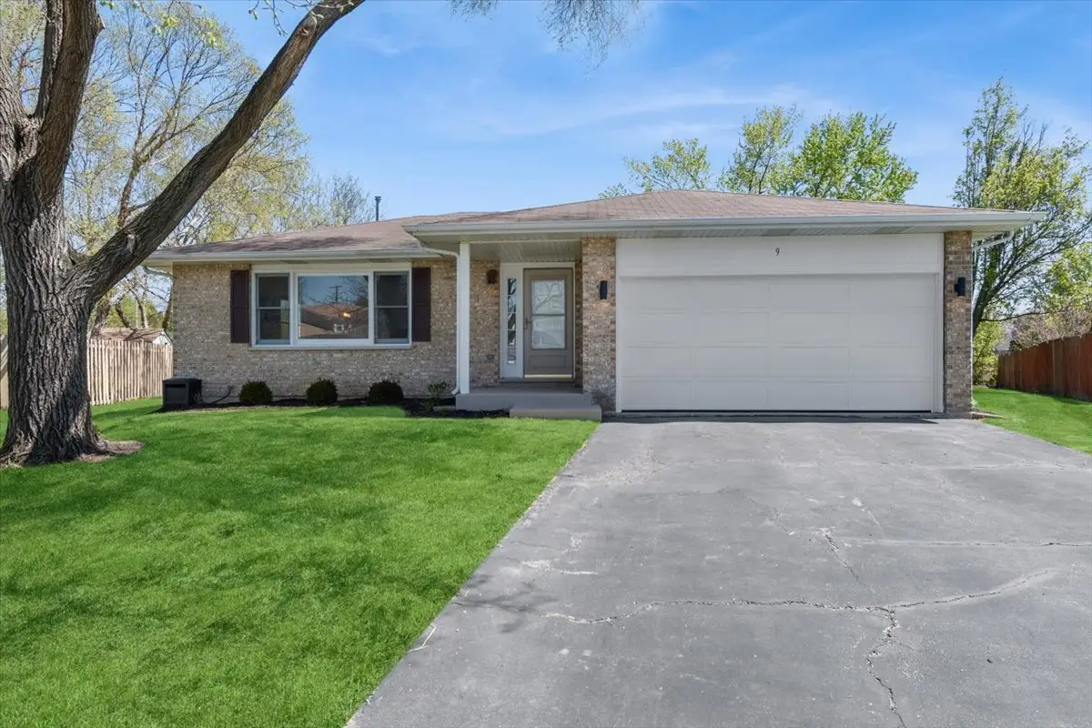 9 Red Bud Court, Bolingbrook, IL 60490 - #1