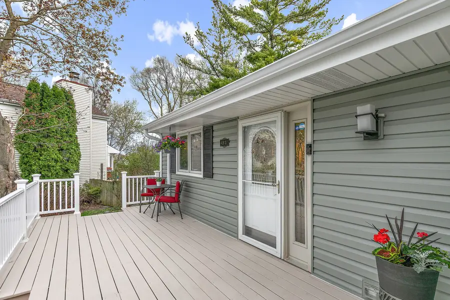 4931 Carriage Drive, Gurnee, IL 60031 - #3