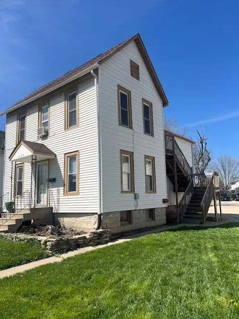 465 E State Street, Sycamore, IL 60178 - #2