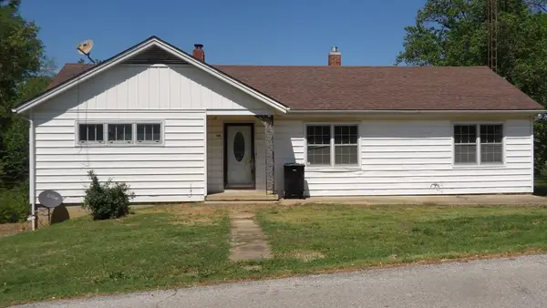 606 Bohn Street, Rosiclare, IL 62982