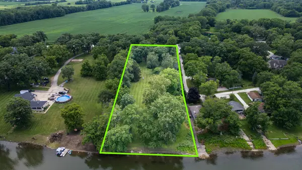 Address Withheld By Seller, Custer Park, IL 60481