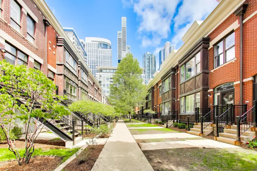 1326 S Indiana Parkway, Chicago, IL 60605 - #2