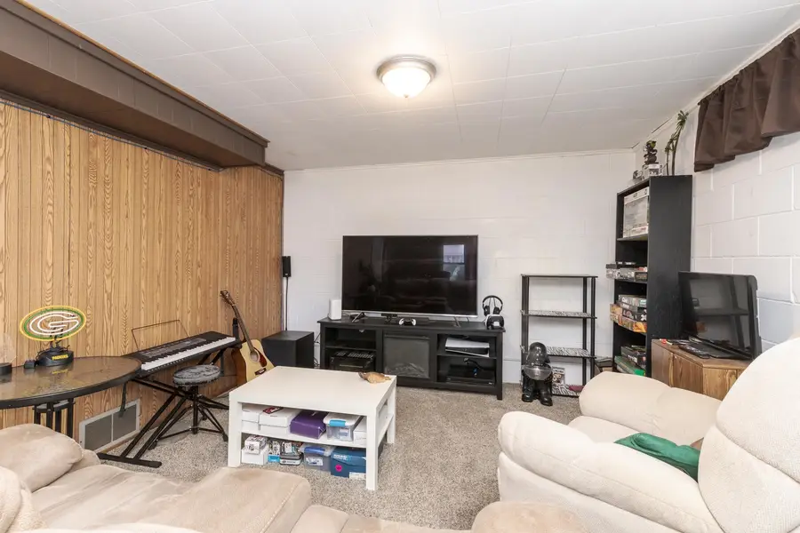 316 Garfield Drive, Bloomington, IL 61701 - #3