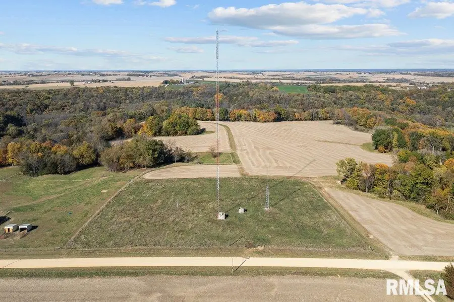 4480 115th Street, Clinton, IA 52732 - #3