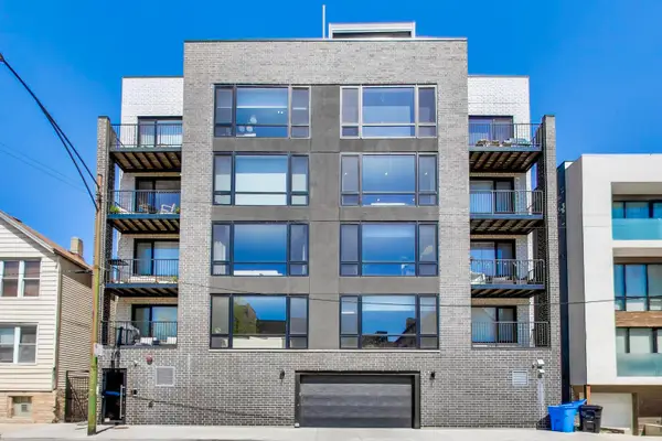 1350 W Erie Street #4E, Chicago, IL 60642