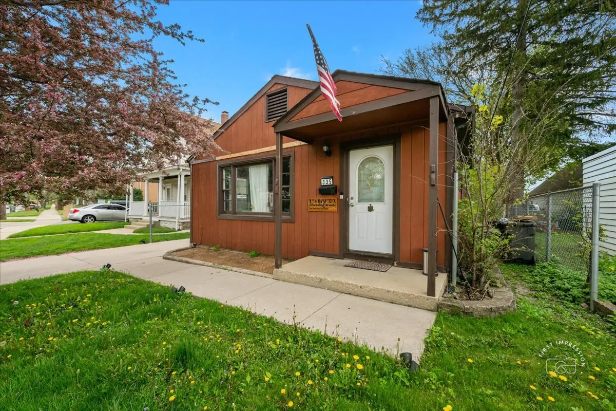 335 Silver Street, Elgin, IL 60123 - #1