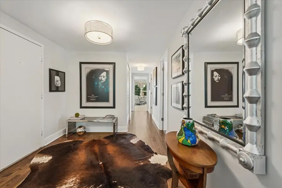 3180 N Lake Shore Drive #2H, Chicago, IL 60657 - #3