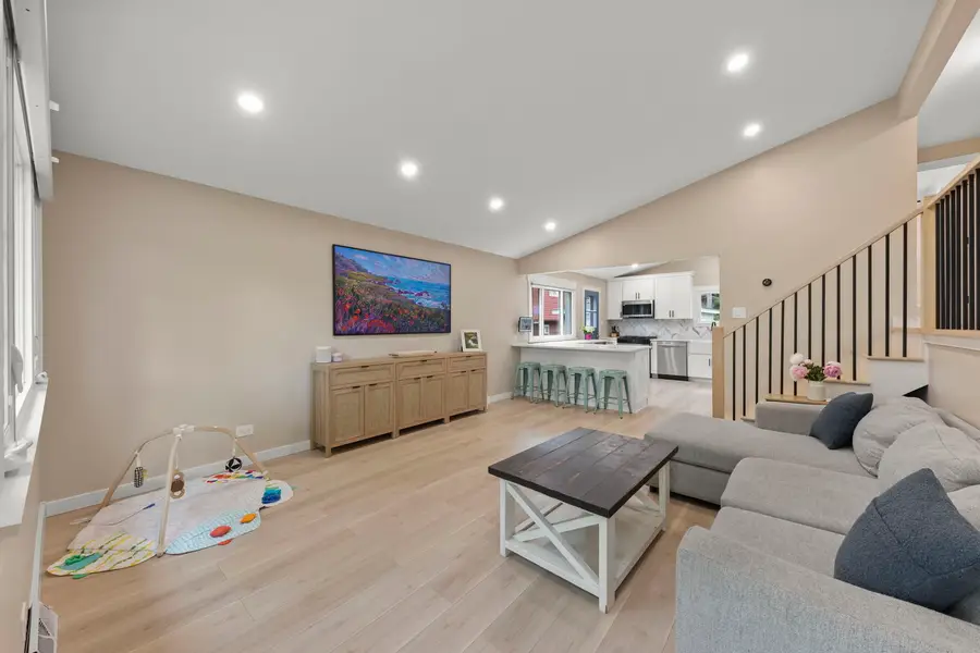 5244 Benton Avenue, Downers Grove, IL 60515 - #2