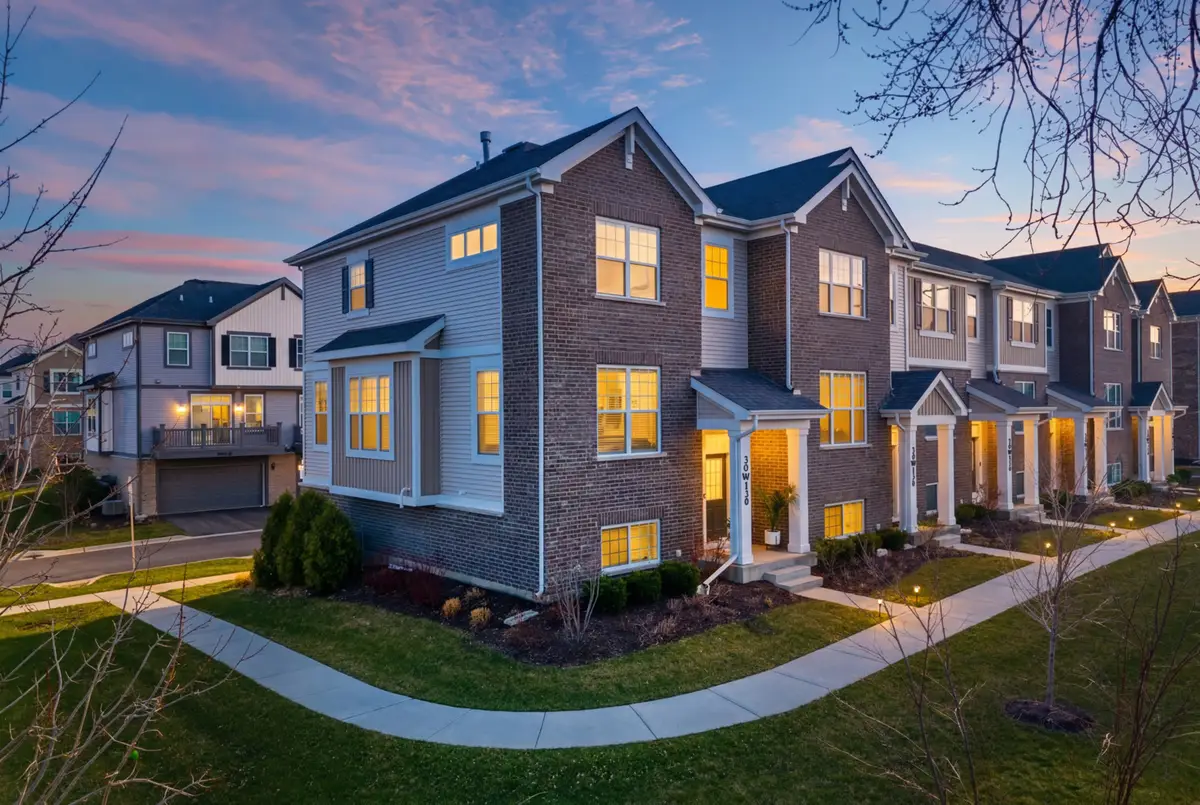 30W130 Wheeler Circle, Warrenville, IL 60563 - #1