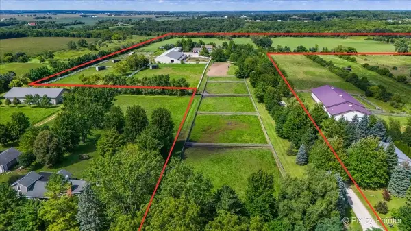 19602 Hebron Road, Harvard, IL 60033