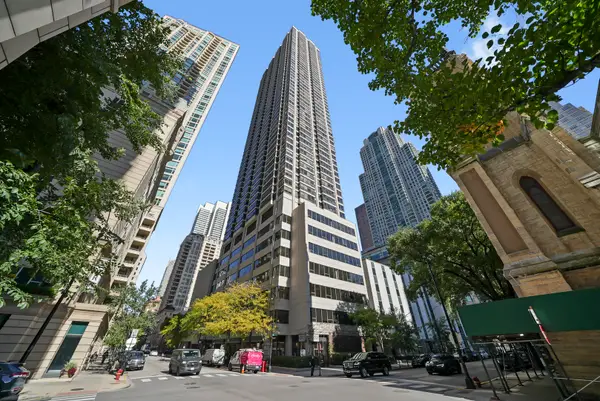 30 E Huron Street #3506, Chicago, IL 60611