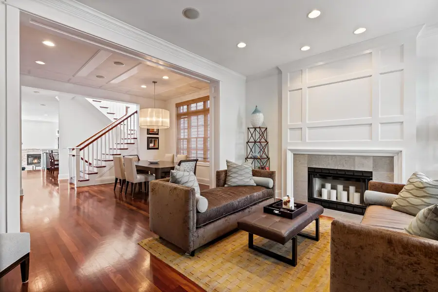 1243 W Nelson Street, Chicago, IL 60657 - #2