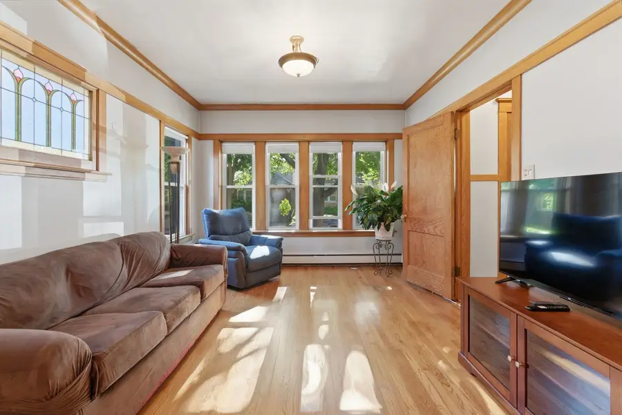 1843 Clinton Avenue, Berwyn, IL 60402 - #3