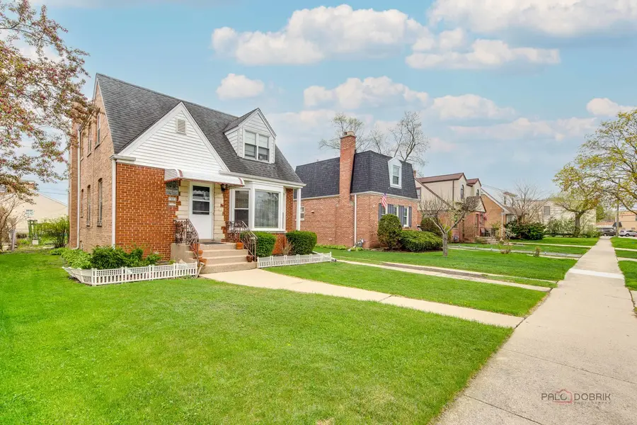 7523 W Cleveland Street, Niles, IL 60714 - #3