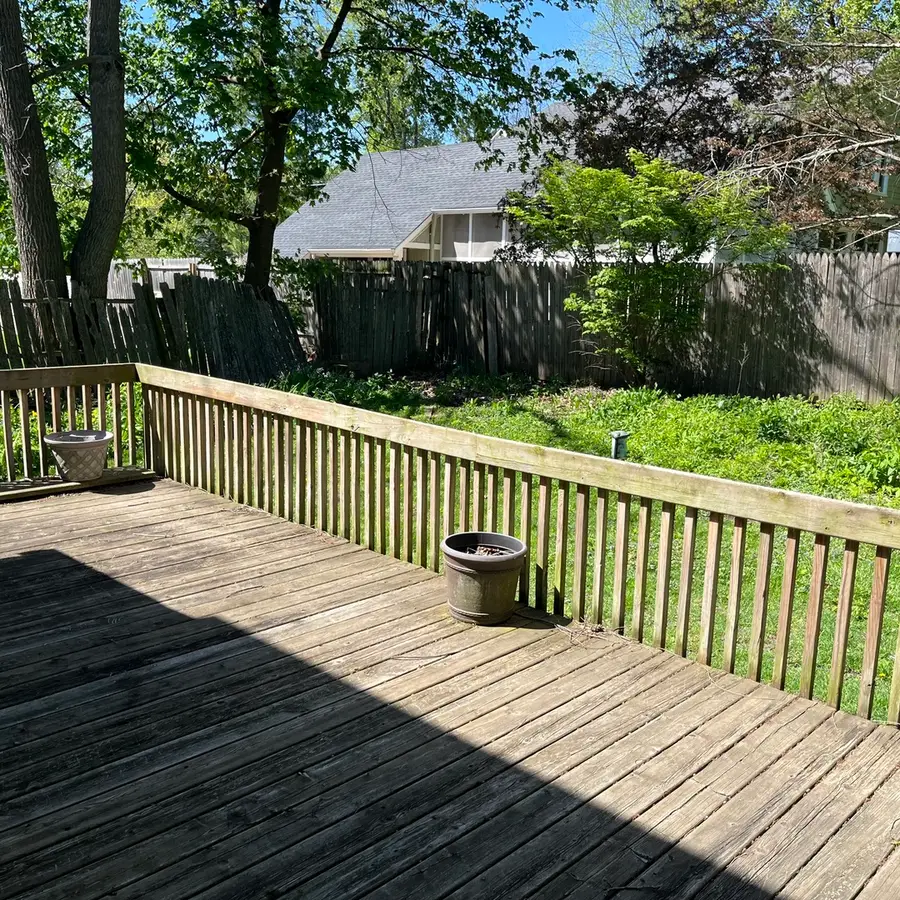 30974 N Milwaukee Avenue, Libertyville, IL 60048 - #2