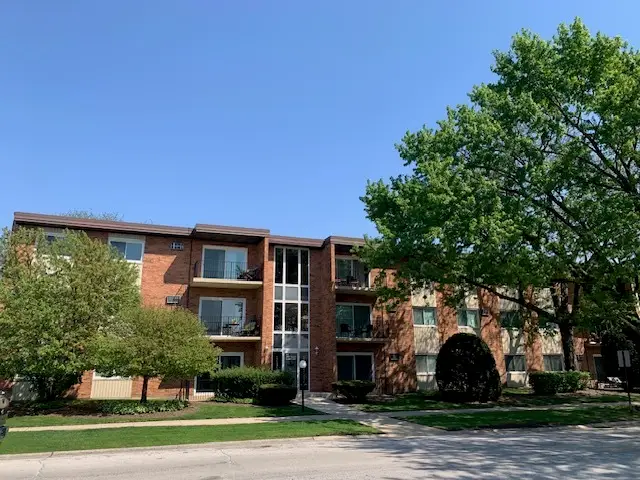 9721 S Keeler Avenue #102, Oak Lawn, IL 60453 - #1