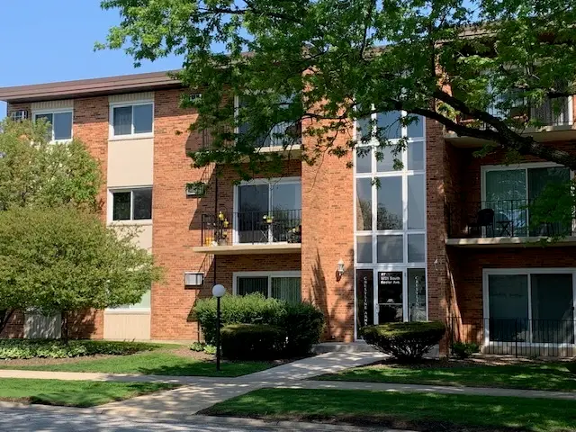 9721 S Keeler Avenue #102, Oak Lawn, IL 60453 - #2