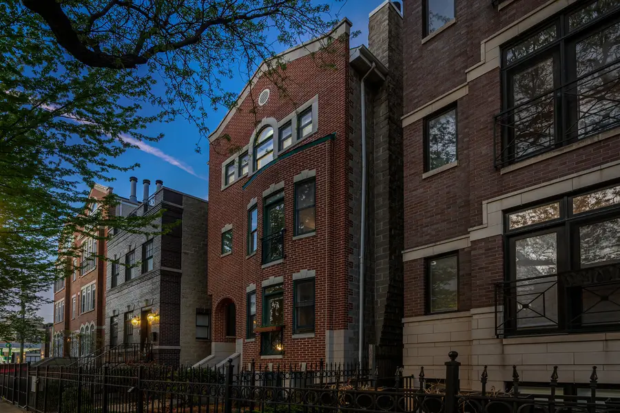 2737 N Southport Avenue #3, Chicago, IL 60614 - #2