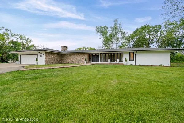 312 Ridge Road, Barrington Hills, IL 60010