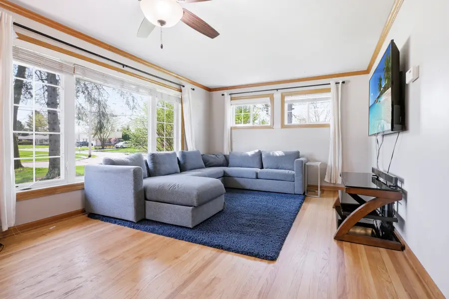 1118 Blakely Street, Woodstock, IL 60098 - #2