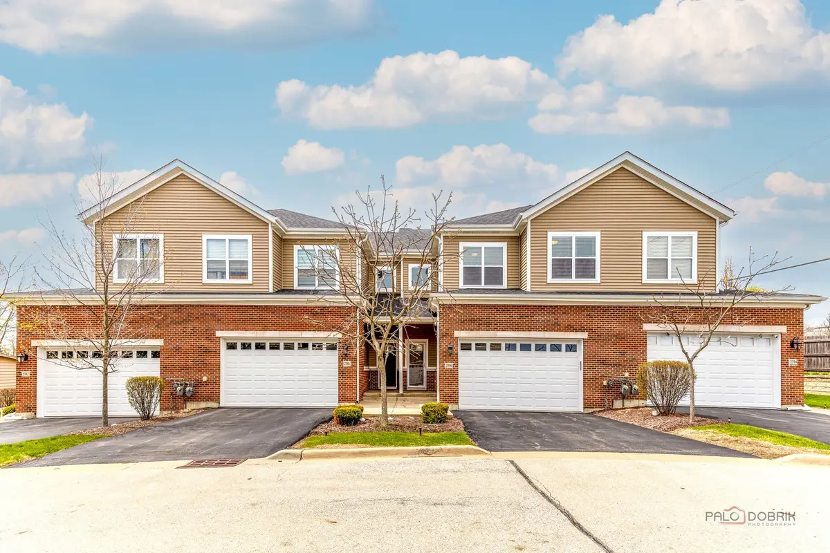 2390 N Newberry Lane, Palatine, IL 60074 - #1