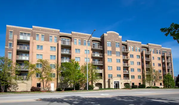 77 N Wolf Road N #509, Northlake, IL 60164