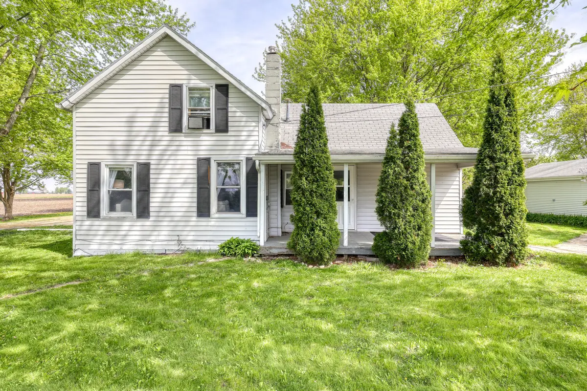 150 E 2nd Street, Kingston, IL 60145 - #1