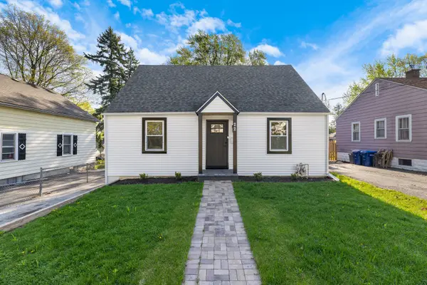 22 N 12th Street, St. Charles, IL 60174