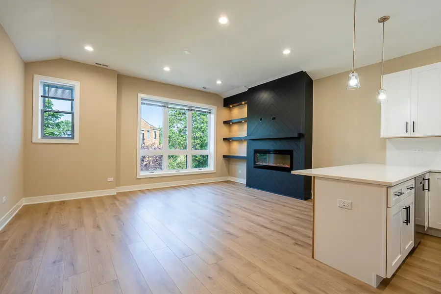 6621 S Drexel Avenue, Chicago, IL 60637 - #3