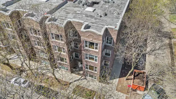 7654 N Greenview Avenue #2, Chicago, IL 60626