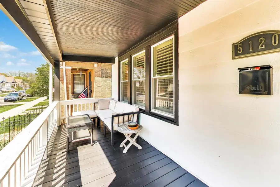 5120 W Eddy Street, Chicago, IL 60641 - #3