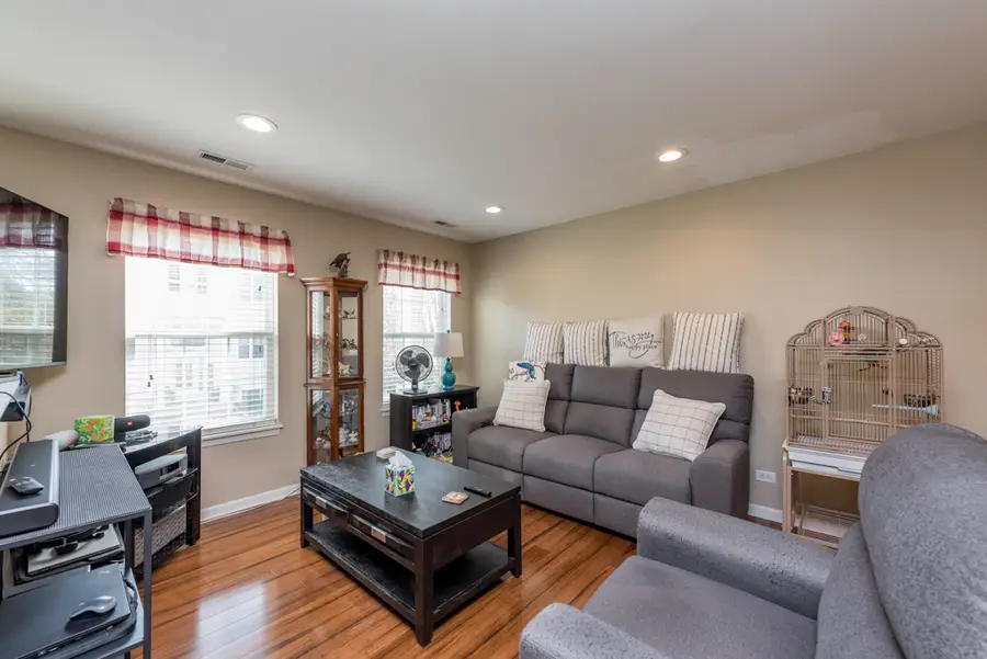 572 Richard Brown Boulevard, Volo, IL 60073 - #2