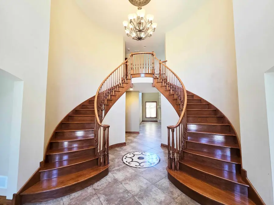 839 Parkside Avenue N, Itasca, IL 60143 - #3