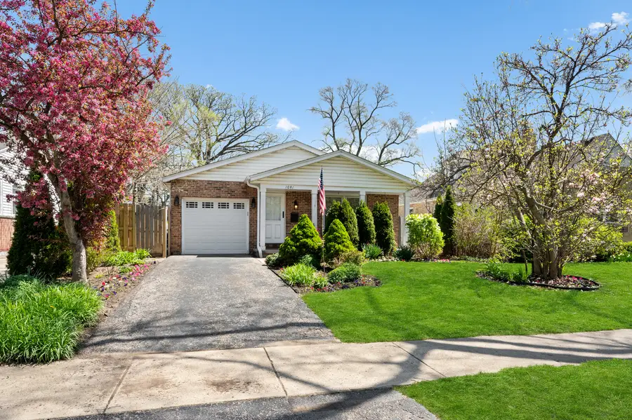 1041 Forest Avenue, Deerfield, IL 60015 - #3