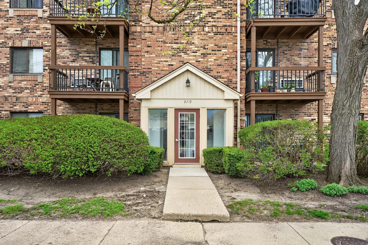 2219 Nichols Road #17A, Arlington Heights, IL 60004 - #1