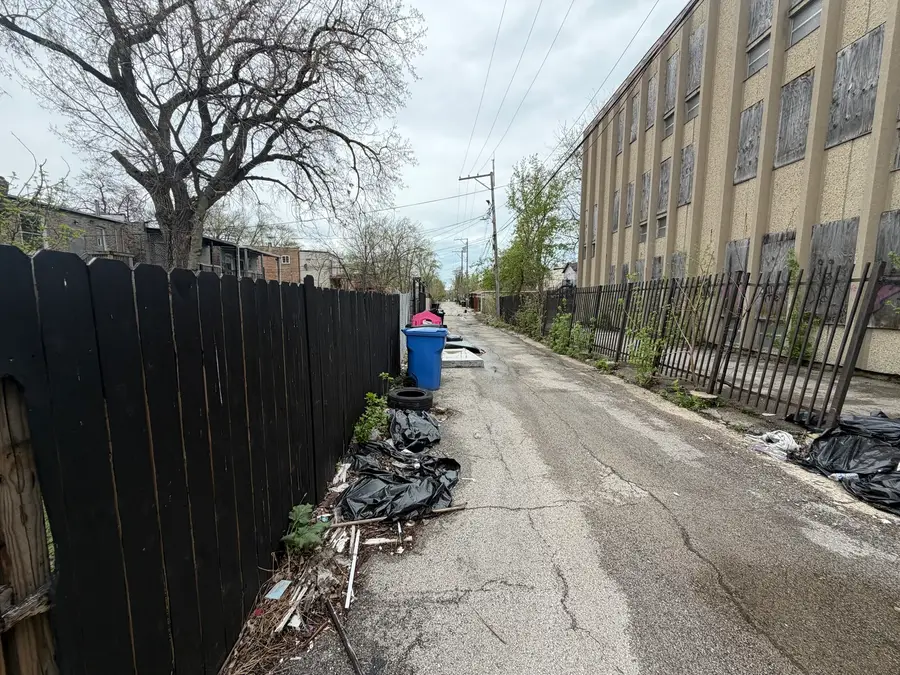 425 N Lawndale Avenue, Chicago, IL 60624 - #3