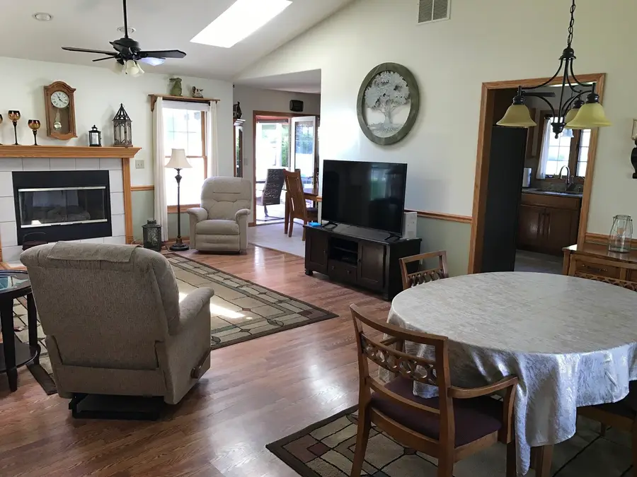 115 Seneca Lane, Loda, IL 60948 - #2