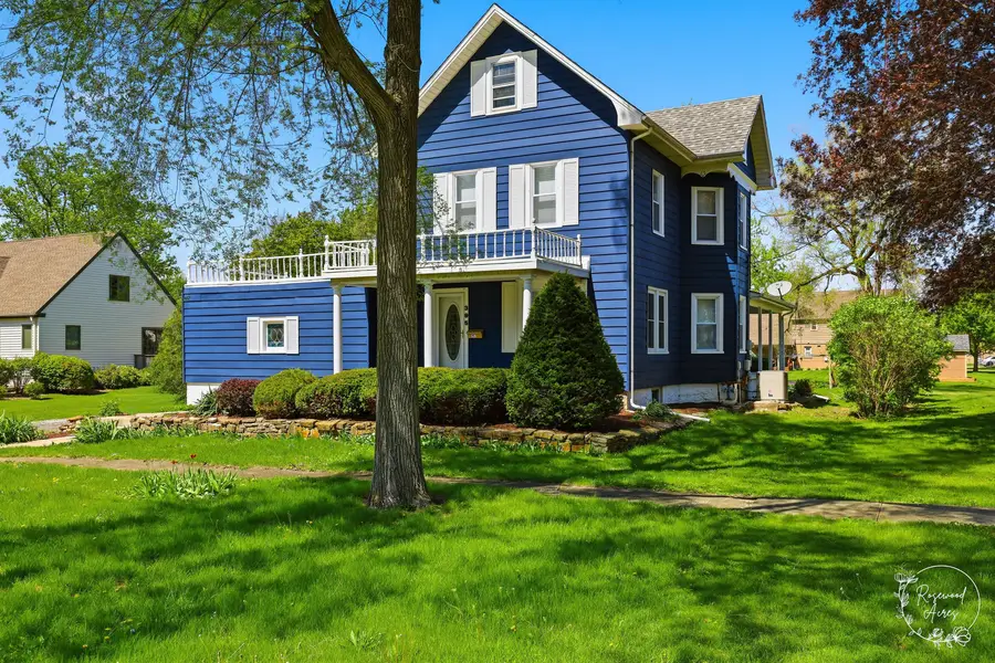 395 E 1st Avenue, Clifton, IL 60927 - #3