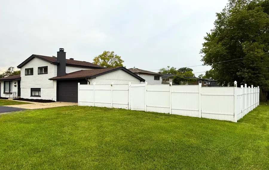 15333 Dante Avenue, Dolton, IL 60419 - #3