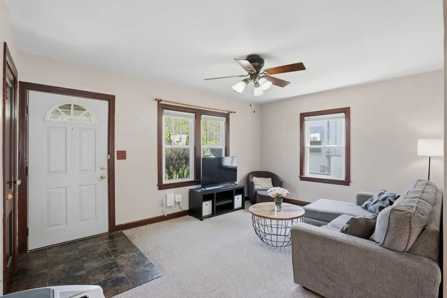 102 18th Avenue, Moline, IL 61265 - #3