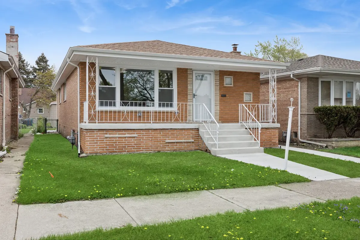 12621 S Wood Street, Calumet Park, IL 60827 - #1