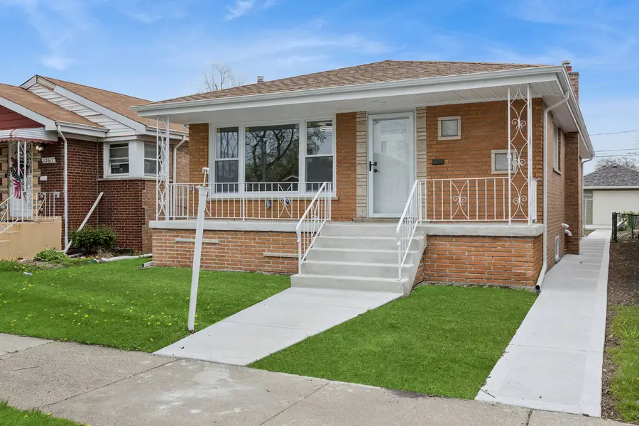 12621 S Wood Street, Calumet Park, IL 60827 - #2